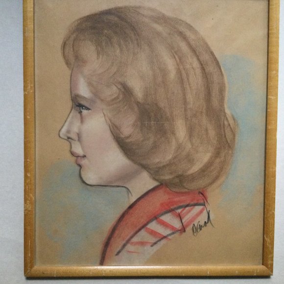 Original art drawing women portrait framed signed 37.5cm x 32.5cm - Picture 2 of 4